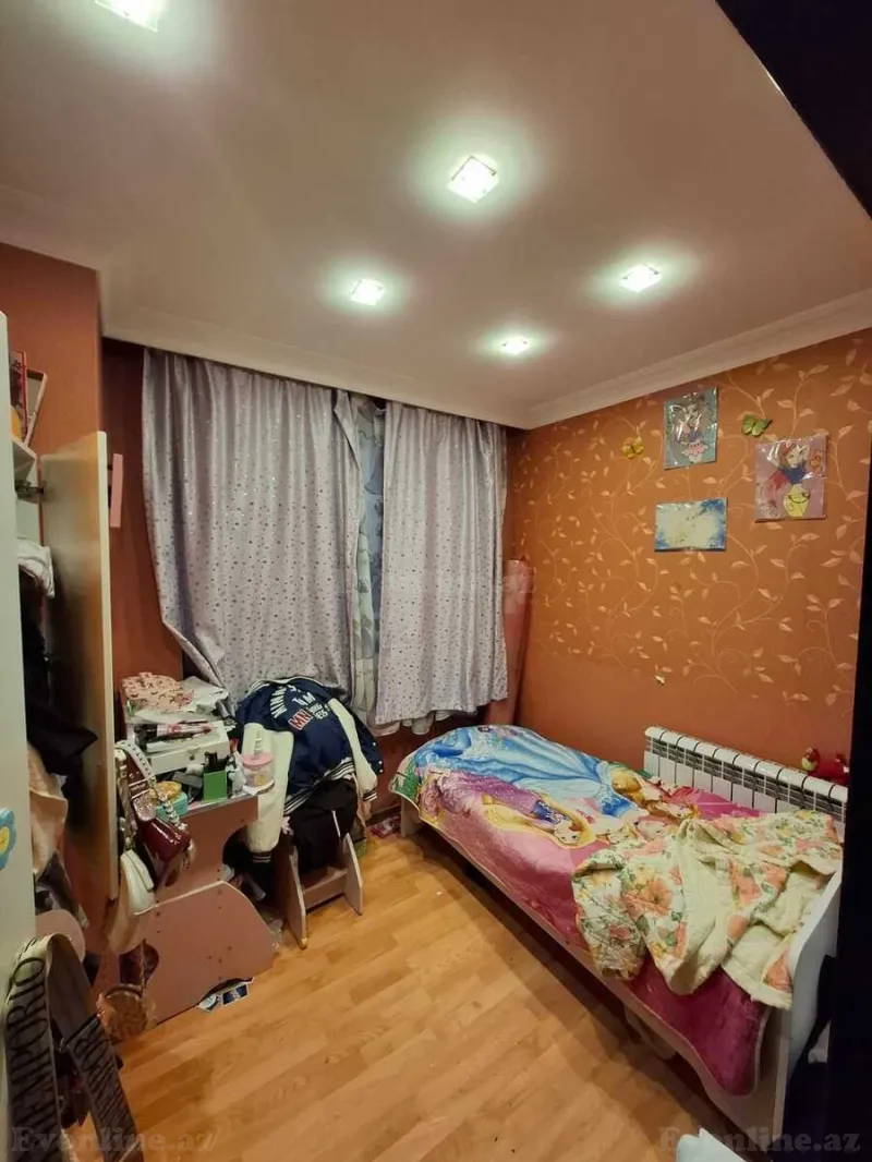 Satılır 2 otaqlı Mənzil Köhnə tikili 60 m² 6-cı mikrorayon - şəkil 5