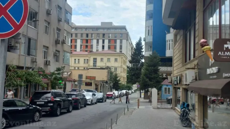 Satılır 4 otaqlı Mənzil Yeni tikili 203 m² Yasamal r. - şəkil 2