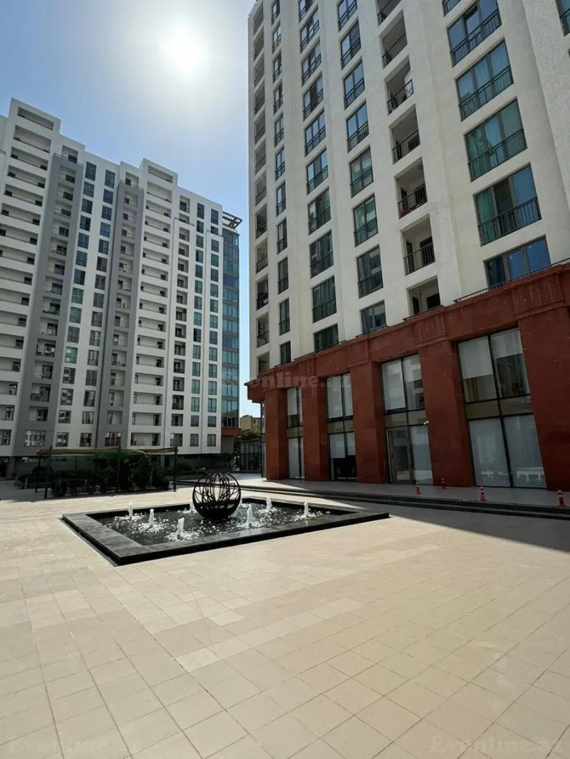 Satılır 4 otaqlı Mənzil Yeni tikili 170 m² Elmlər Akademiyası m. - şəkil 2