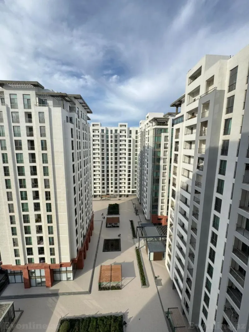 Satılır 4 otaqlı Mənzil Yeni tikili 170 m² Elmlər Akademiyası m. - şəkil 10
