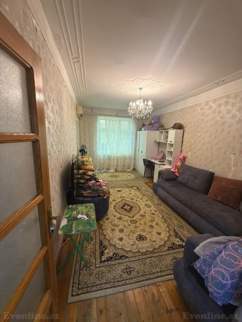 4 otaqlı Mənzil 100 m² Suraxanı r. Satılır