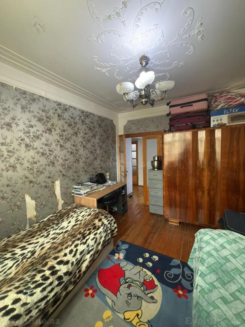 Satılır 4 otaqlı Mənzil Köhnə tikili 100 m² Suraxanı r. - şəkil 5