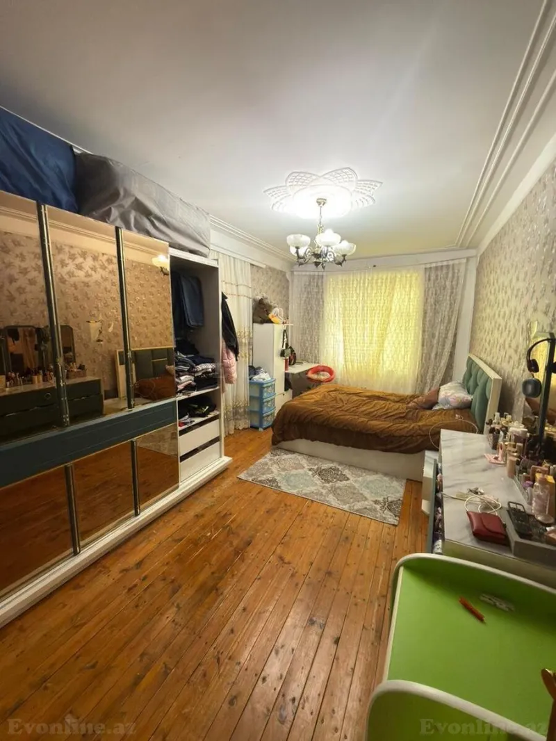 Satılır 4 otaqlı Mənzil Köhnə tikili 100 m² Suraxanı r. - şəkil 6
