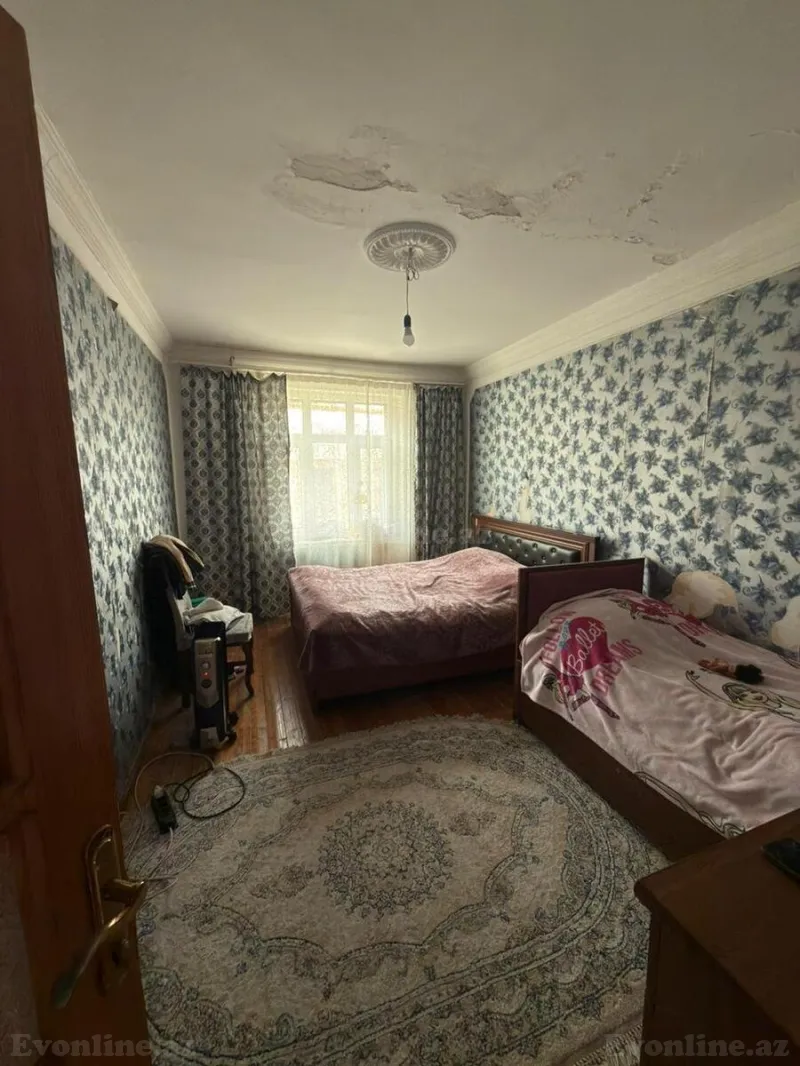 Satılır 4 otaqlı Mənzil Köhnə tikili 100 m² Suraxanı r. - şəkil 8
