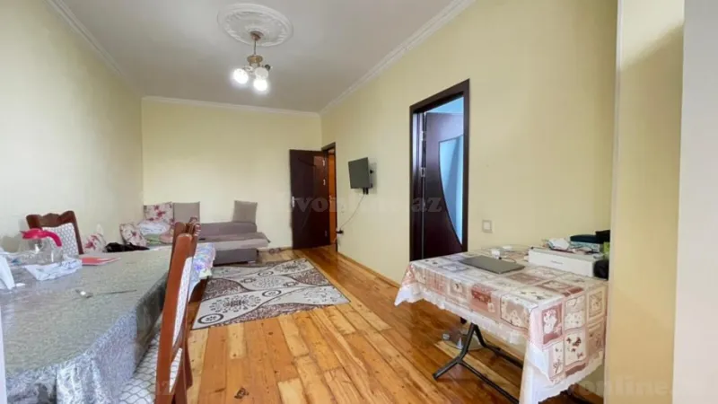 Satılır 2 otaqlı Mənzil Köhnə tikili 35 m² 7-ci mikrorayon - şəkil 3
