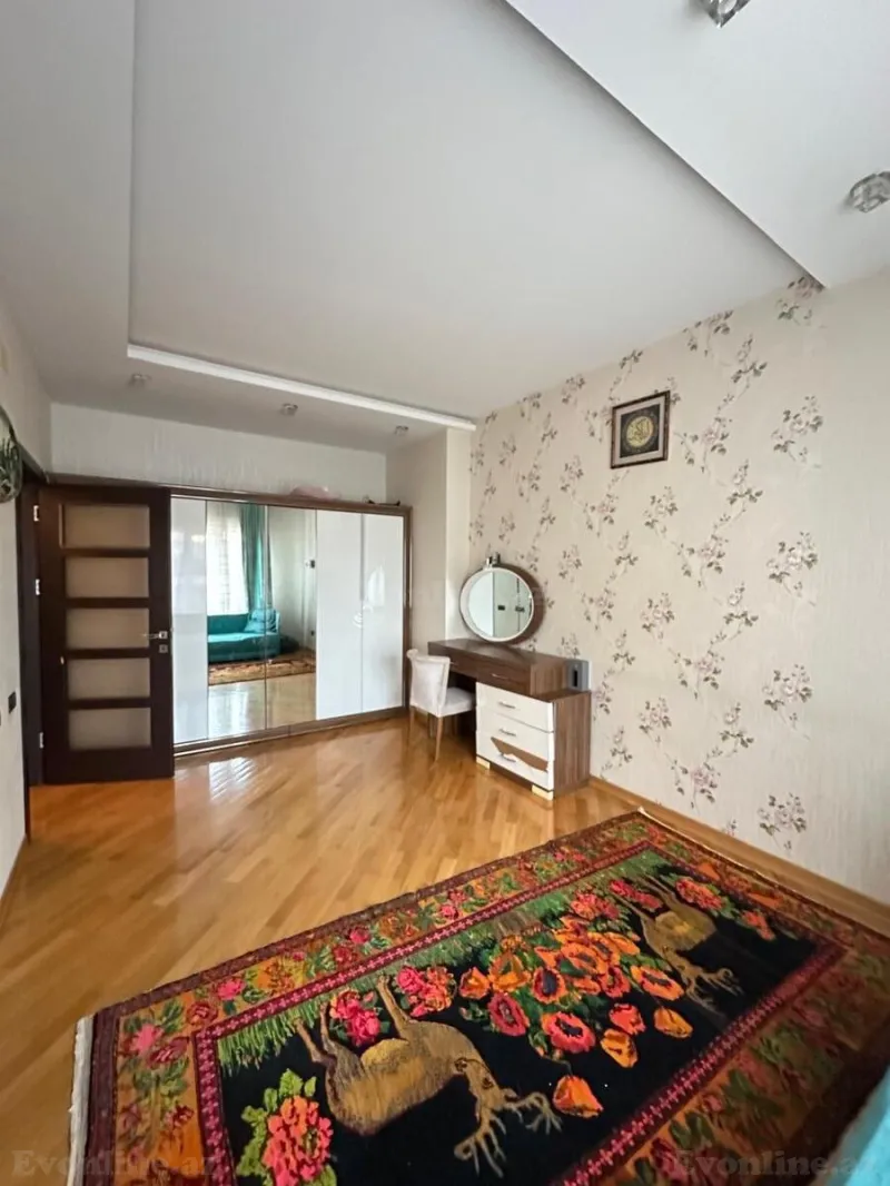 Satılır 5 otaqlı Mənzil Yeni tikili 320 m² Yasamal r. - şəkil 19
