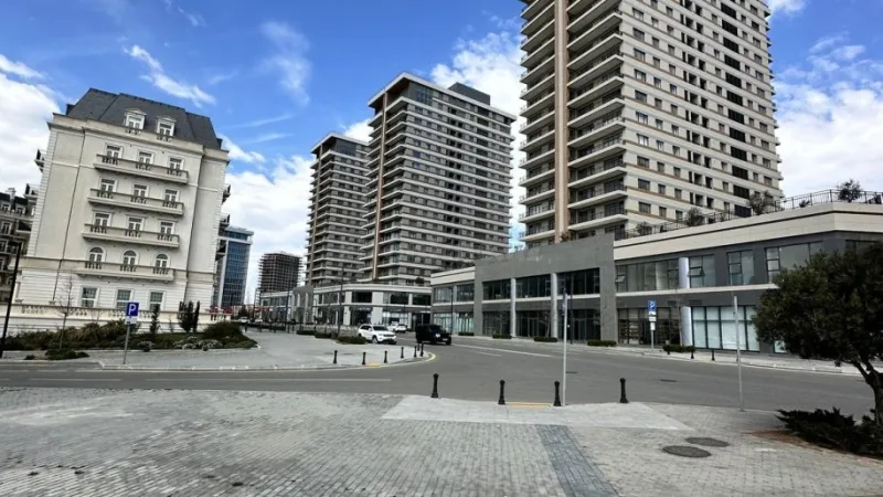 Satılır 4 otaqlı Mənzil Yeni tikili 185 m² Xətai r.