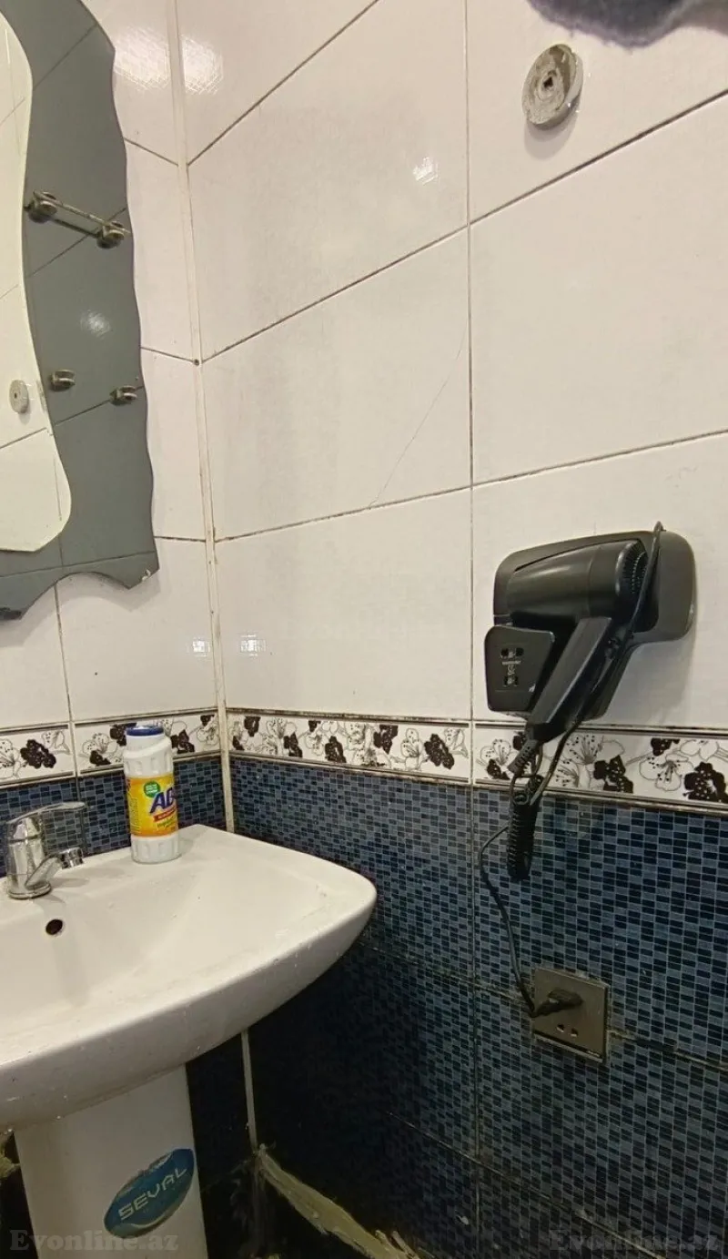 Kirayə verilir 3 otaqlı Mənzil Köhnə tikili 75 m² 20 Yanvar m. - şəkil 9