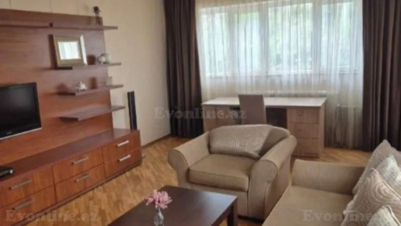 Kirayə verilir 2 otaqlı Mənzil Yeni tikili 85 m² İçərişəhər m.