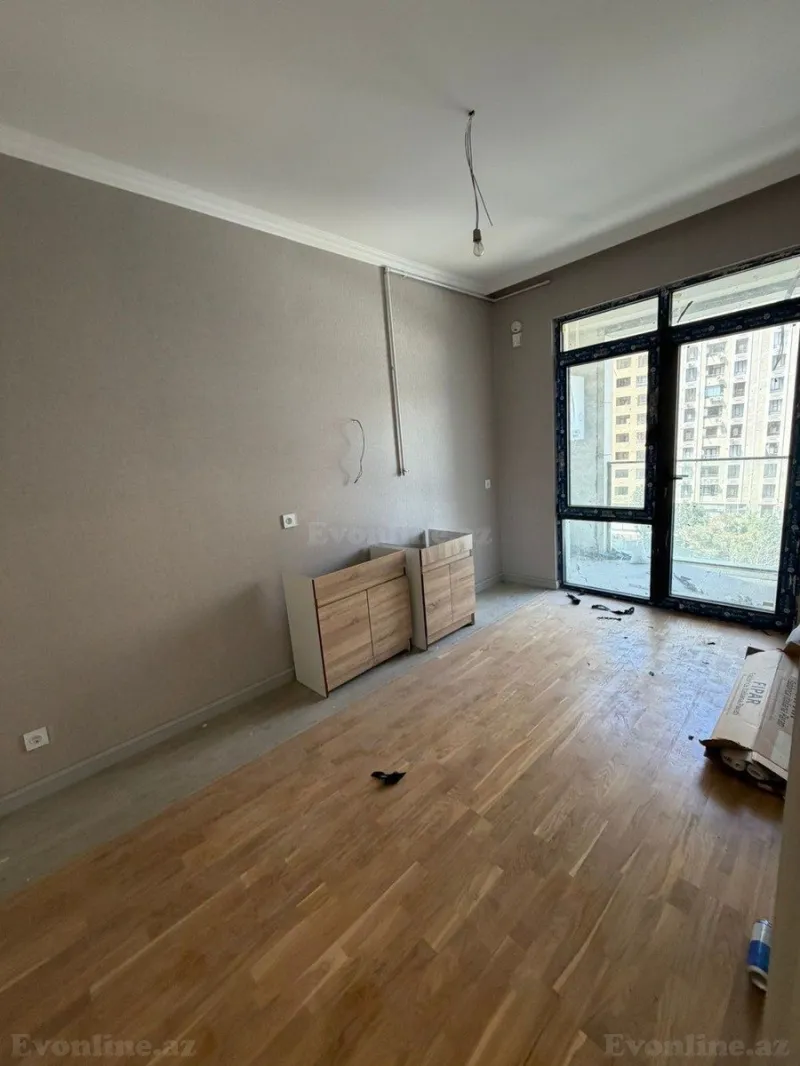 Satılır 2 otaqlı Mənzil Yeni tikili 70 m² 2-ci mikrorayon - şəkil 4
