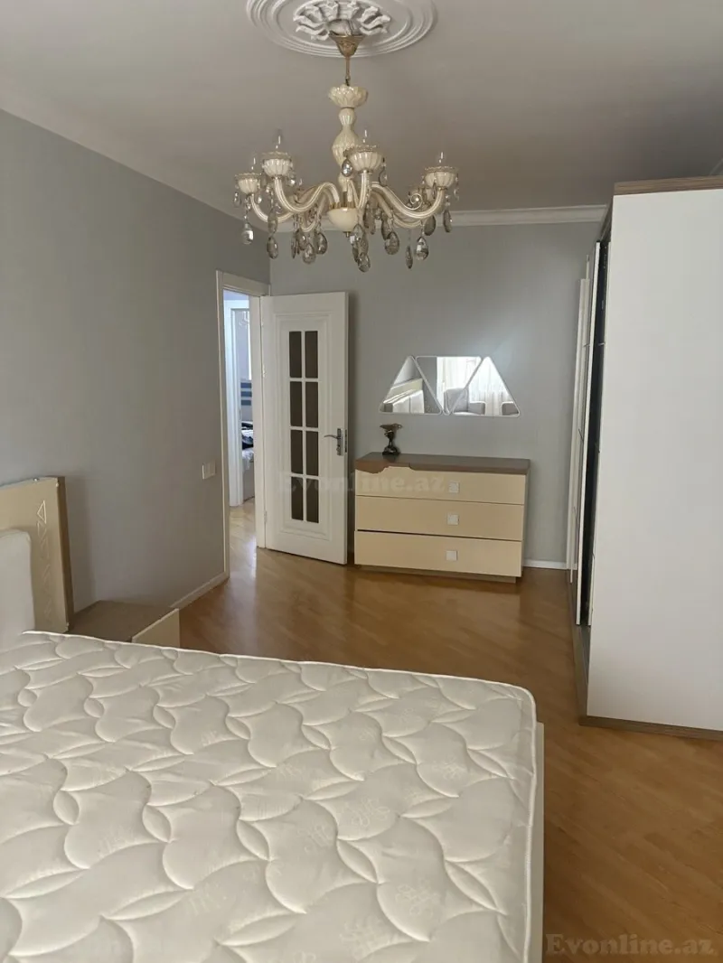 Satılır 3 otaqlı Mənzil Köhnə tikili 75 m² Sabunçu r. - şəkil 7