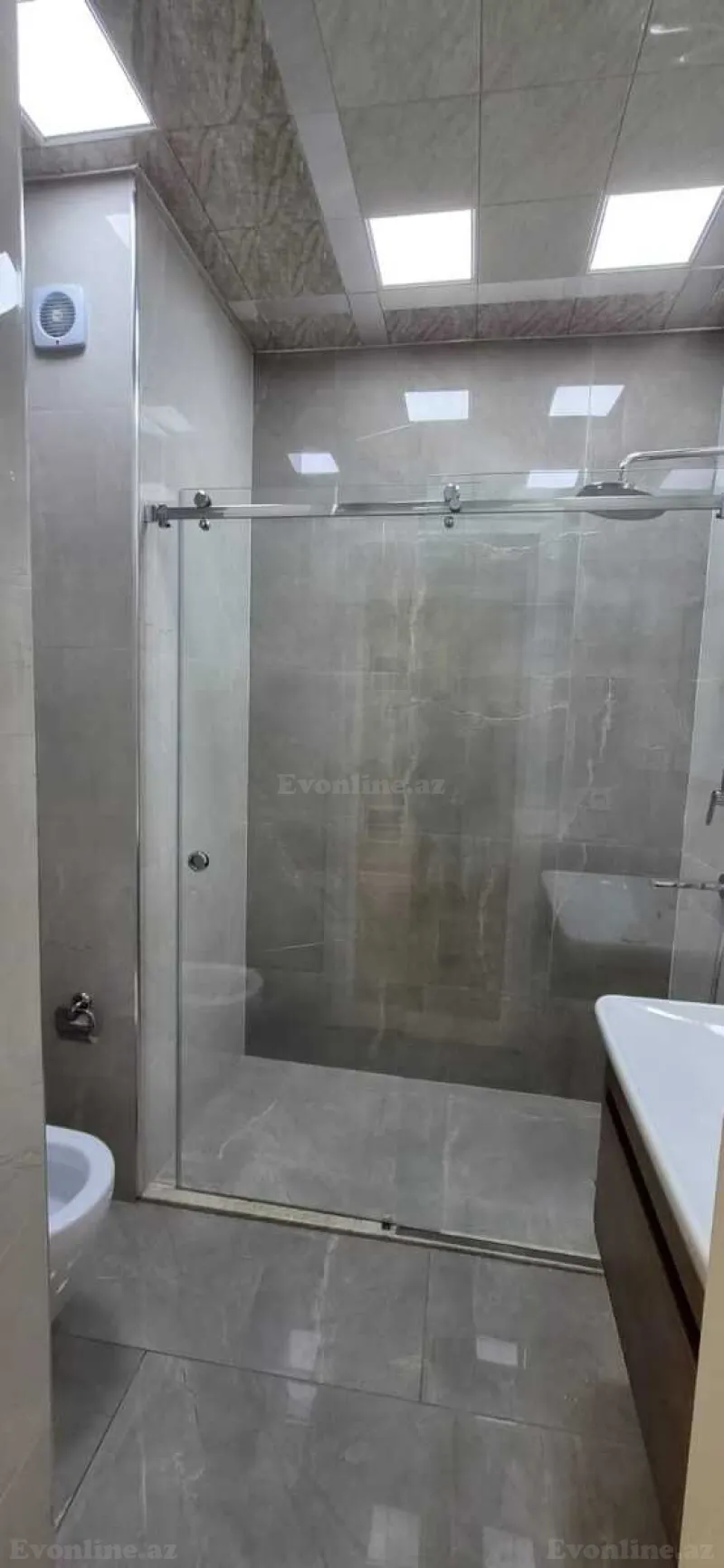 Kirayə verilir 4 otaqlı Mənzil Yeni tikili 170 m² Xətai r. - şəkil 9