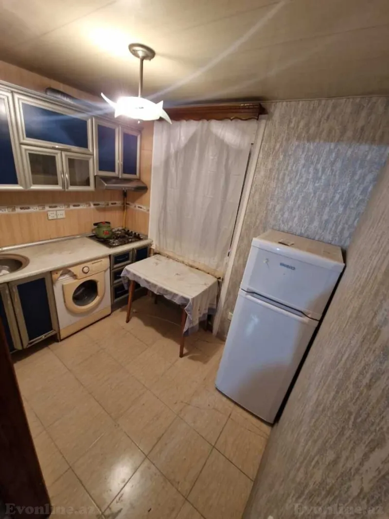 Satılır 2 otaqlı Mənzil Köhnə tikili 50 m² Elmlər Akademiyası m. - şəkil 15