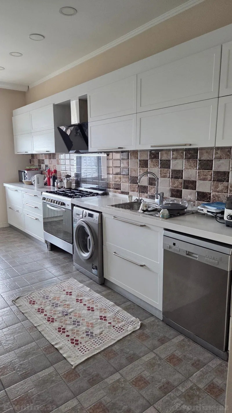 Satılır 3 otaqlı Mənzil Yeni tikili 162 m² Nizami m. - şəkil 14