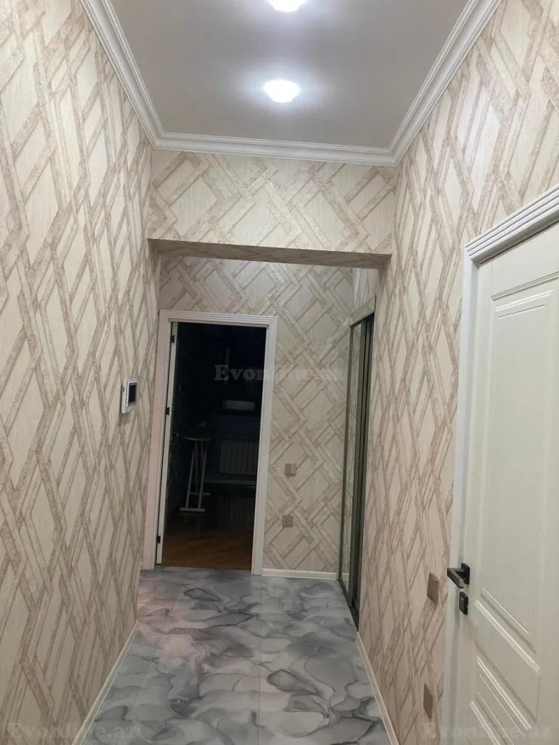 Satılır 2 otaqlı Mənzil Yeni tikili 70 m² 4-cü mikrorayon - şəkil 7