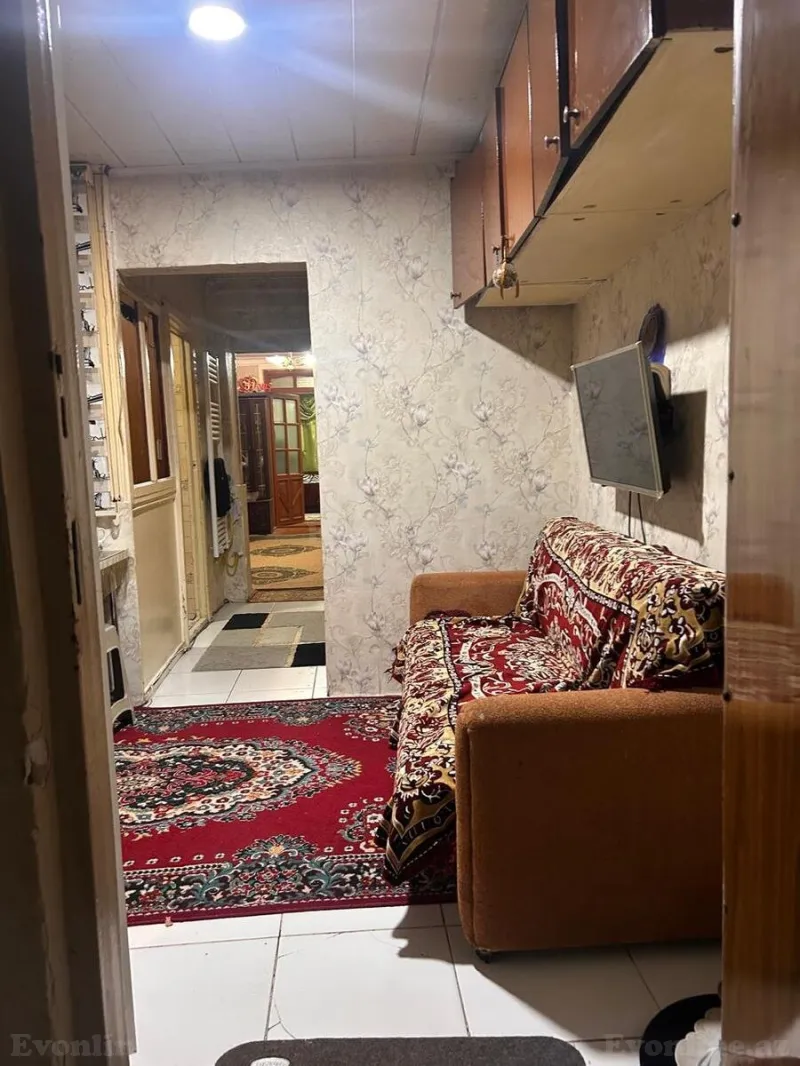 Satılır 3 otaqlı Mənzil Köhnə tikili 75 m² Nəriman Nərimanov m. - şəkil 2