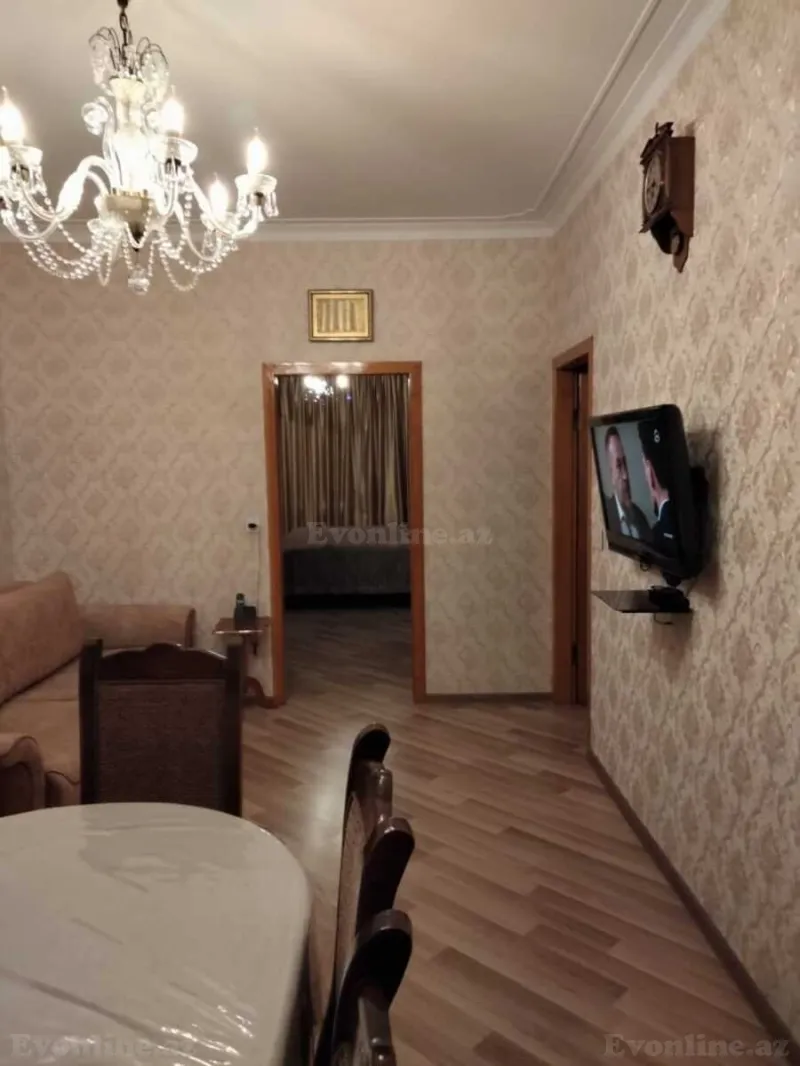 Kirayə verilir 2 otaqlı Mənzil Köhnə tikili 55 m² 4-cü mikrorayon - şəkil 2