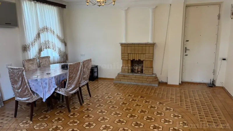 Kirayə verilir 3 otaqlı Mənzil Köhnə tikili 80 m² Nərimanov r. - şəkil 2