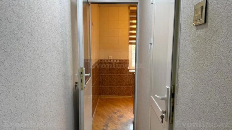Satılır 1 otaqlı Mənzil Köhnə tikili 32 m² İnşaatçılar m. - şəkil 11