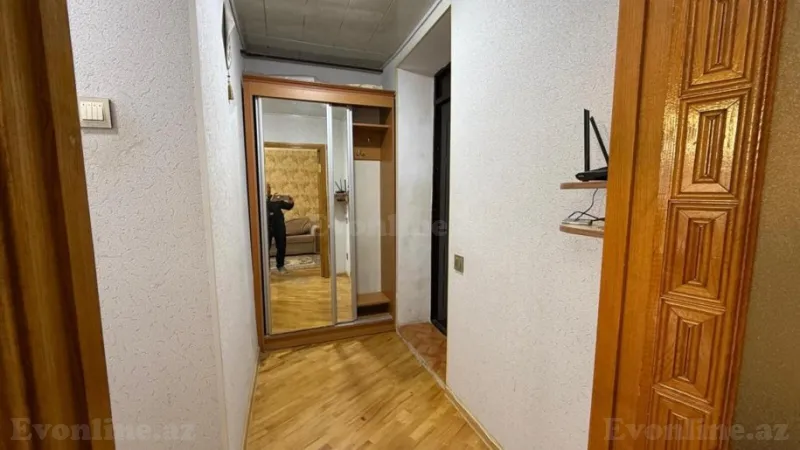 Satılır 1 otaqlı Mənzil Köhnə tikili 32 m² İnşaatçılar m. - şəkil 13