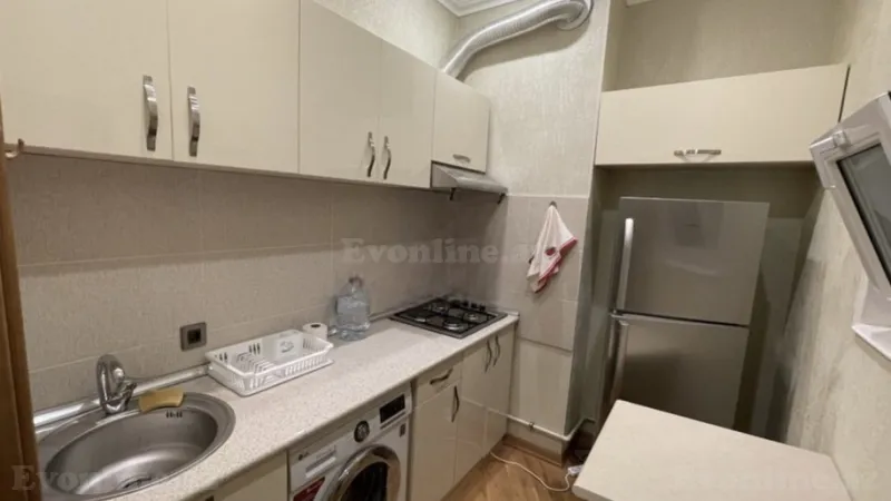 Kirayə verilir 2 otaqlı Mənzil Yeni tikili 70 m² Yasamal - şəkil 5