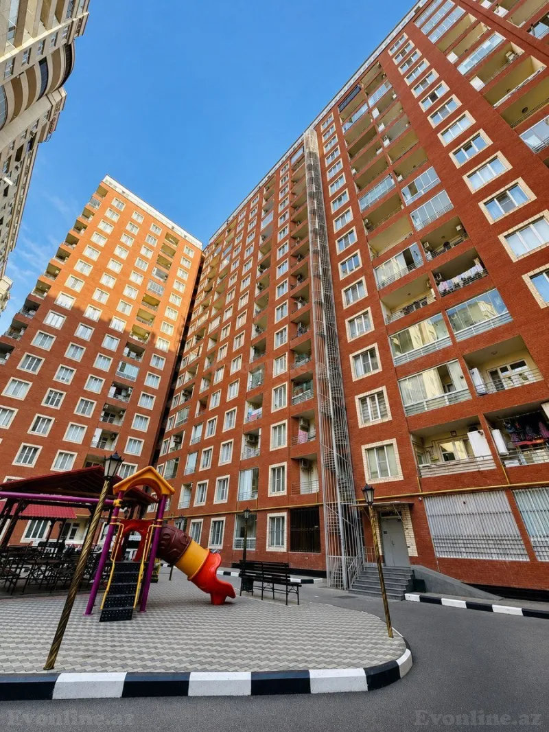 Satılır 2 otaqlı Mənzil Yeni tikili 65 m² Memar Əcəmi m.