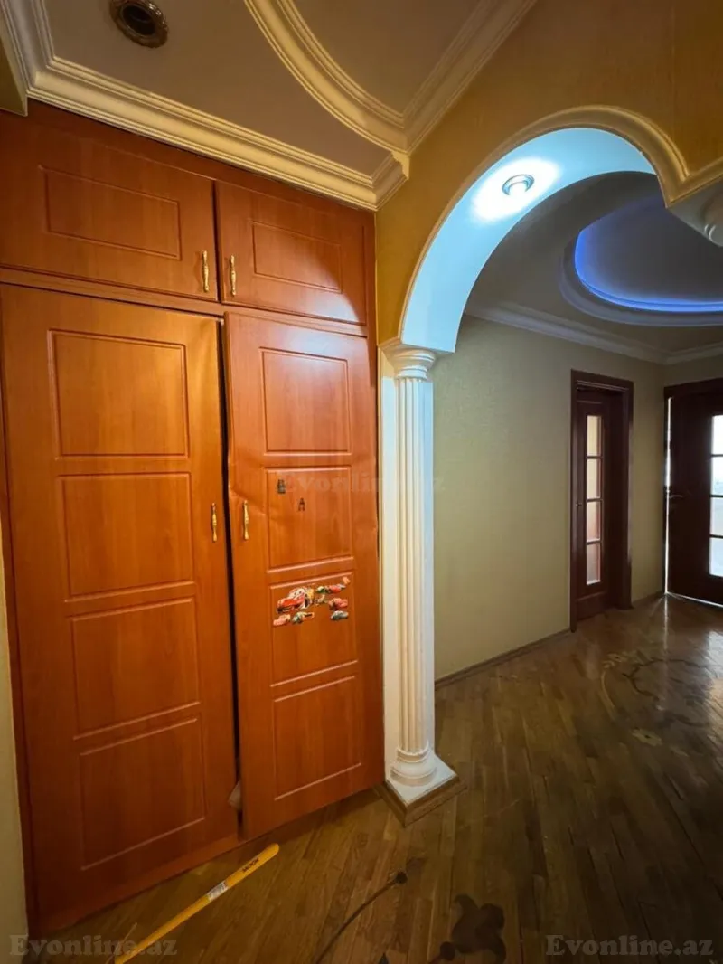 Satılır 2 otaqlı Mənzil Köhnə tikili 76 m² Xətai m. - şəkil 16