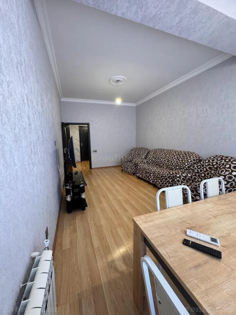 Kirayə verilir 3 otaqlı Mənzil Yeni tikili 130 m² Nəsimi r. - şəkil 2