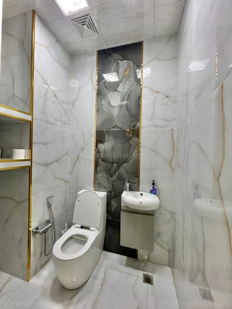 Satılır 4 otaqlı Mənzil Yeni tikili 150 m² 8 Noyabr m. - şəkil 12