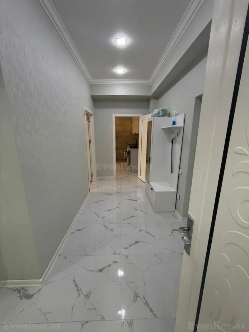 Kirayə verilir 3 otaqlı Mənzil Yeni tikili 70 m² 8-ci mikrorayon - şəkil 4