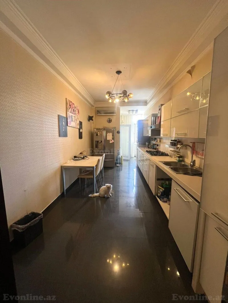 Satılır 4 otaqlı Mənzil Yeni tikili 185 m² Xətai m. - şəkil 7