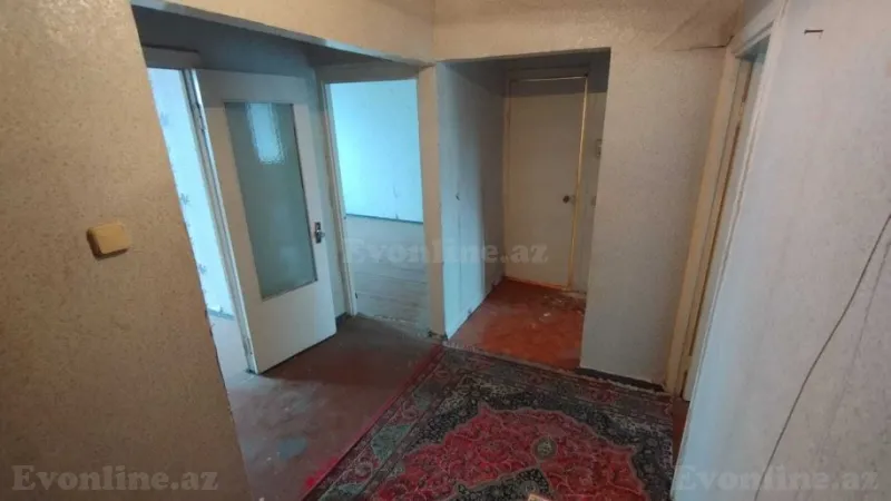 Satılır 3 otaqlı Mənzil Köhnə tikili 75 m² Xalqlar Dostluğu m.