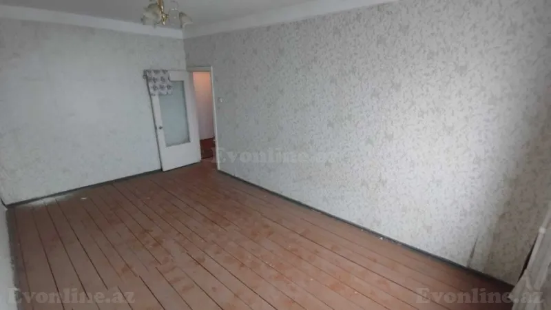 Satılır 3 otaqlı Mənzil Köhnə tikili 75 m² Xalqlar Dostluğu m. - şəkil 2