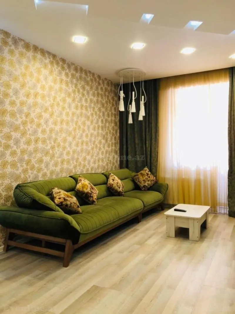 Kirayə verilir 3 otaqlı Mənzil Yeni tikili 110 m² İnşaatçılar m.