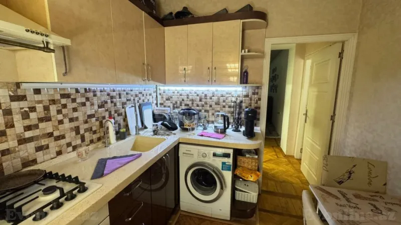 Satılır 3 otaqlı Mənzil Köhnə tikili 90 m² Nəriman Nərimanov m. - şəkil 16