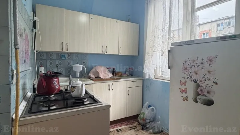 Kirayə verilir 2 otaqlı Mənzil Köhnə tikili 50 m² 3-cü mikrorayon - şəkil 2