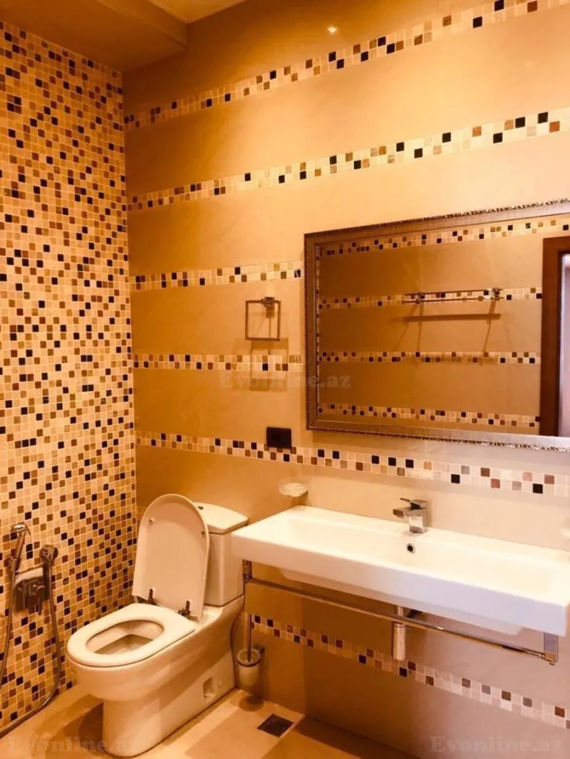 Satılır 4 otaqlı Mənzil Yeni tikili 200 m² 28 May m. - şəkil 3