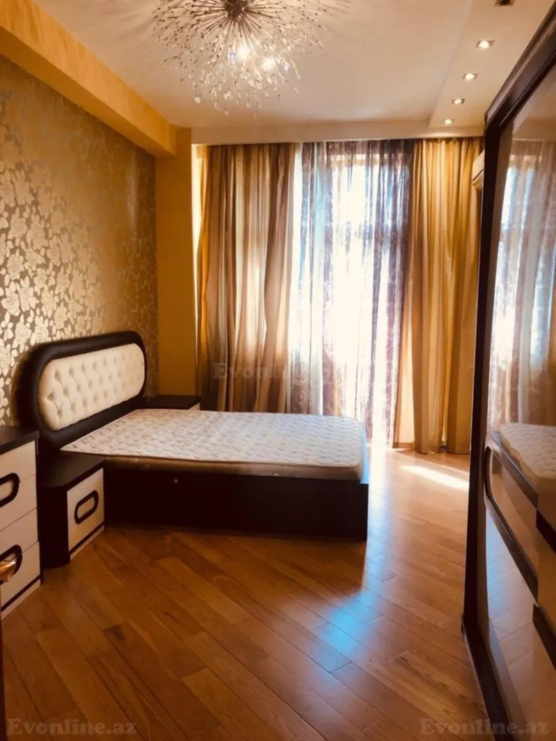 Satılır 4 otaqlı Mənzil Yeni tikili 200 m² 28 May m. - şəkil 8