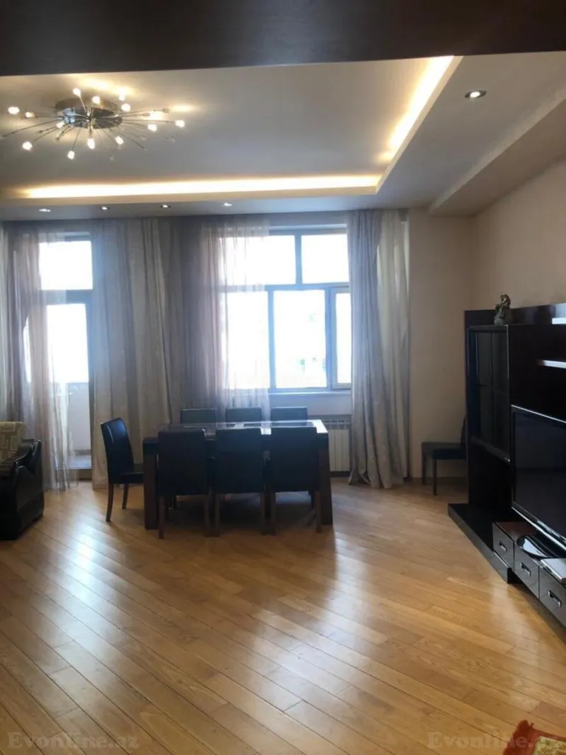 Satılır 4 otaqlı Mənzil Yeni tikili 200 m² 28 May m. - şəkil 10