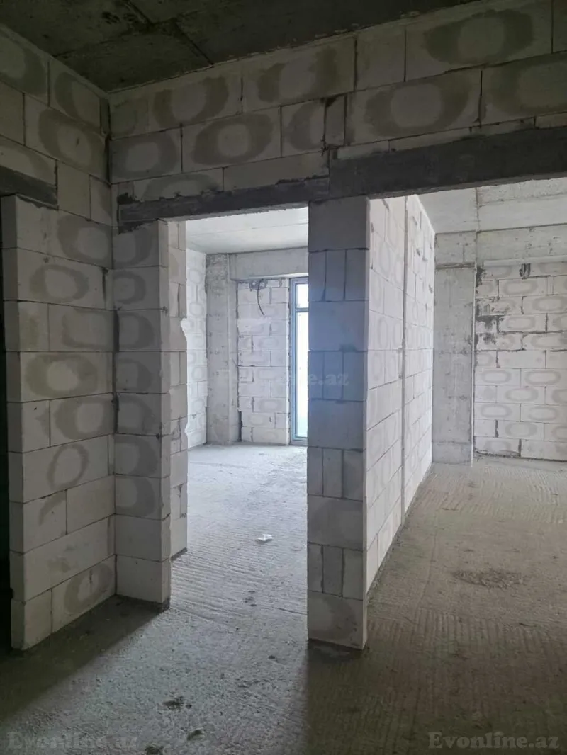 Satılır 4 otaqlı Mənzil Yeni tikili 194 m² Xətai r. - şəkil 2
