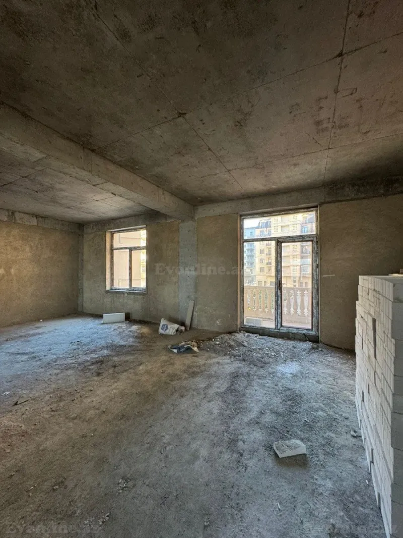 Satılır 4 otaqlı Mənzil Yeni tikili 176 m² Xətai r. - şəkil 5