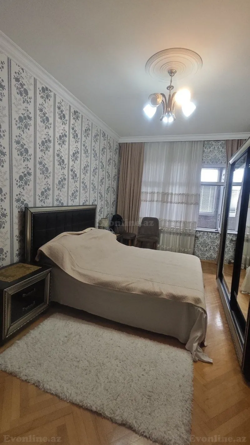Satılır 5 otaqlı Mənzil Köhnə tikili 122 m² 8-ci mikrorayon - şəkil 6