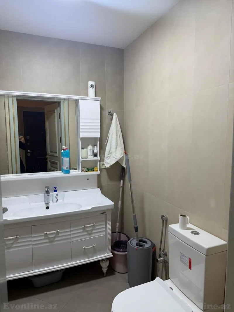 Kirayə verilir 4 otaqlı Mənzil Yeni tikili 190 m² Xətai r. - şəkil 9