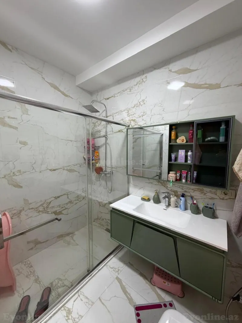 Kirayə verilir 4 otaqlı Mənzil Yeni tikili 190 m² Xətai r. - şəkil 11