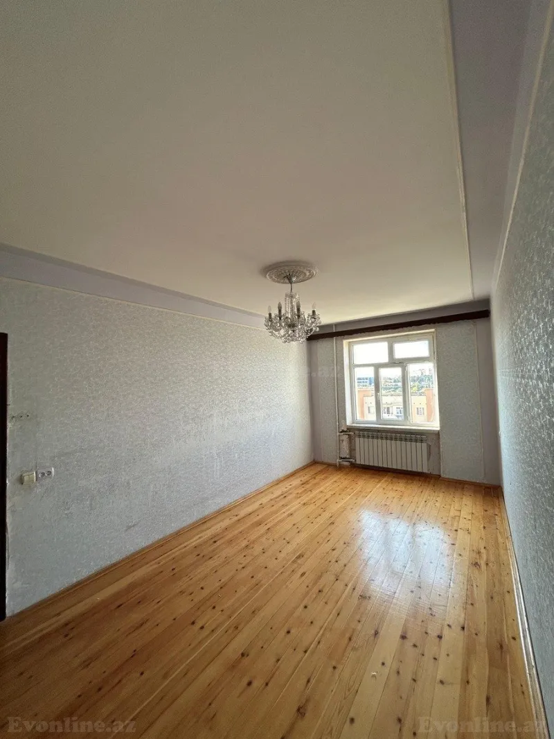 Satılır 2 otaqlı Mənzil Köhnə tikili 65 m² Suraxanı r. - şəkil 3
