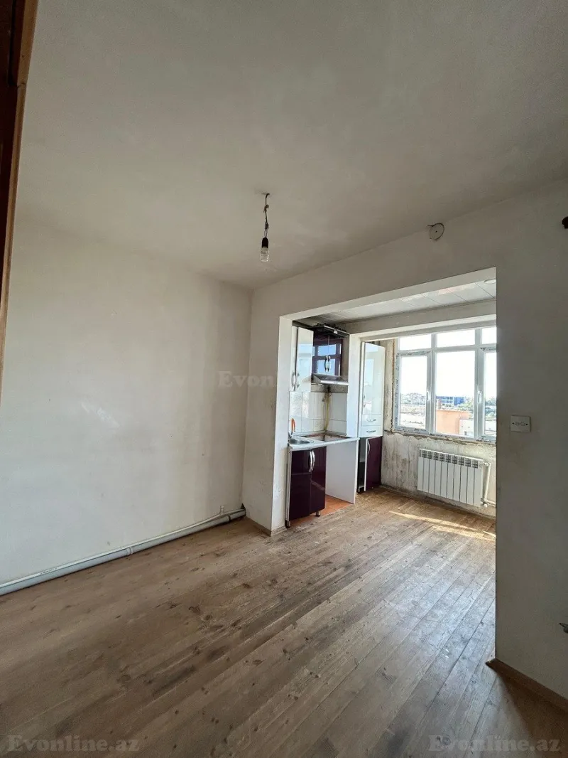 Satılır 2 otaqlı Mənzil Köhnə tikili 65 m² Suraxanı r. - şəkil 6