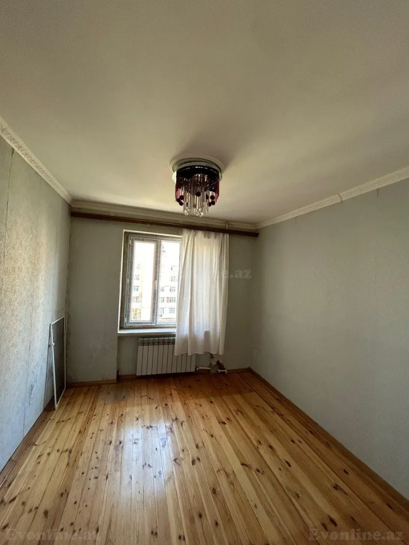 Satılır 2 otaqlı Mənzil Köhnə tikili 65 m² Suraxanı r. - şəkil 8