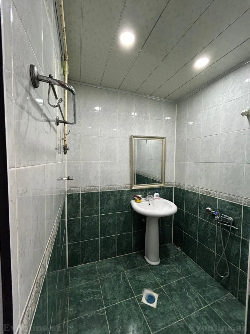 Satılır 2 otaqlı Mənzil Köhnə tikili 65 m² Suraxanı r. - şəkil 11