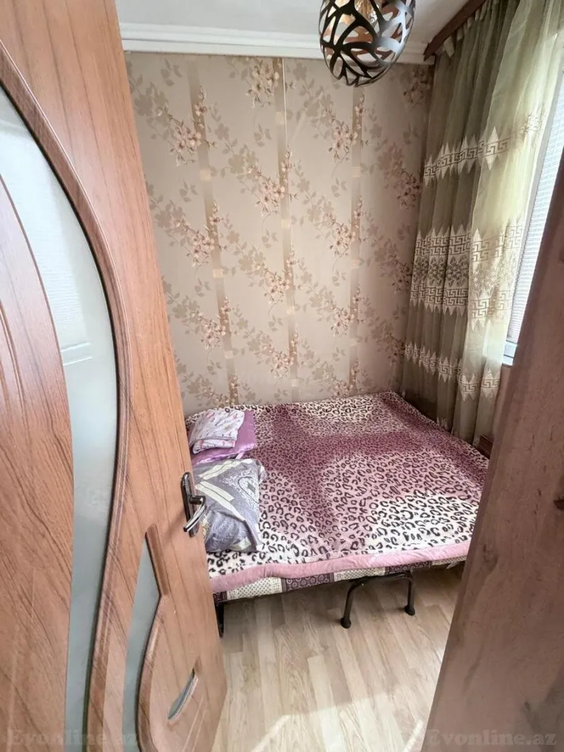 Kirayə verilir 2 otaqlı Mənzil Köhnə tikili 50 m² Memar Əcəmi m. - şəkil 2