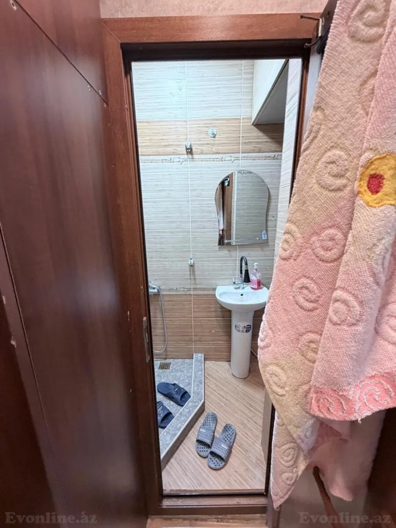 Kirayə verilir 2 otaqlı Mənzil Köhnə tikili 50 m² Memar Əcəmi m. - şəkil 4